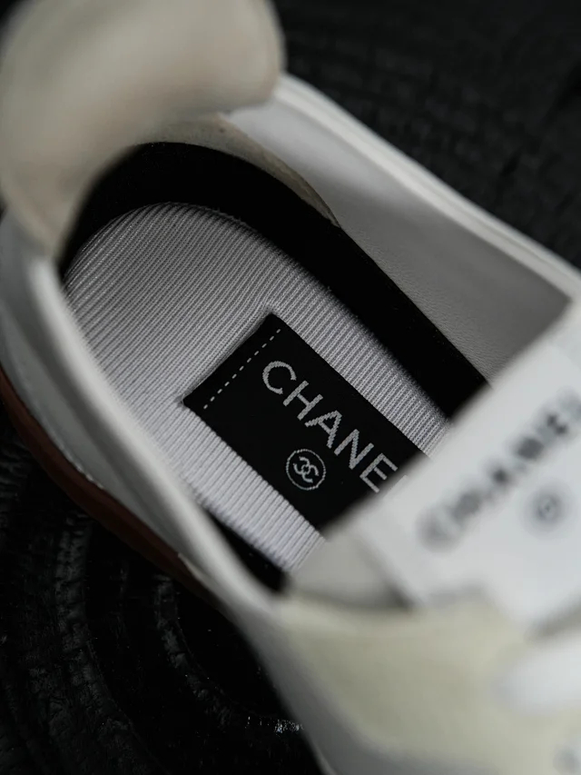 Item ID 9084 CHANE1 embossed calf leather suede effect round toe lace up low cut life and leisure training shoes 1cm