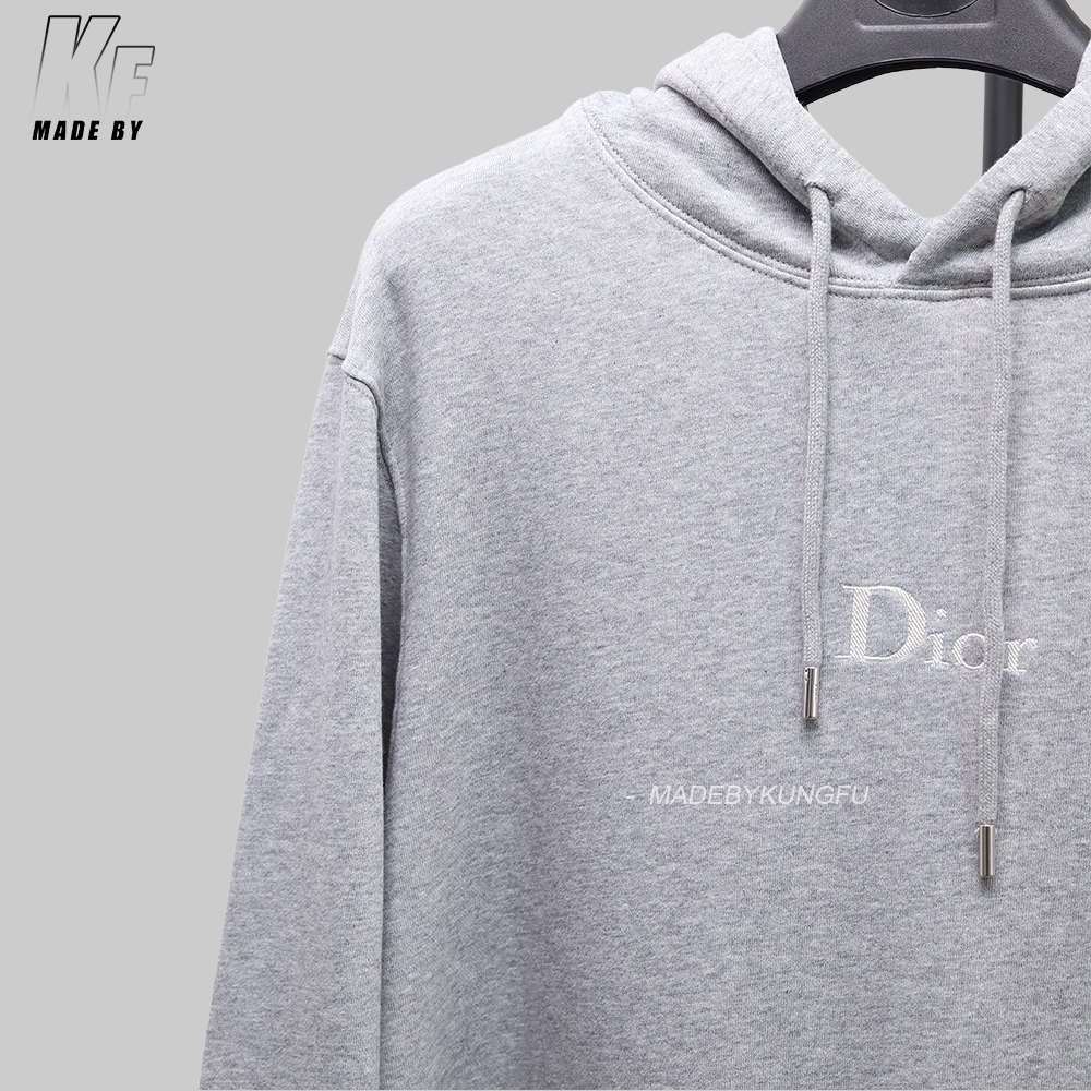 D1or 26FW Embroidered Sweater