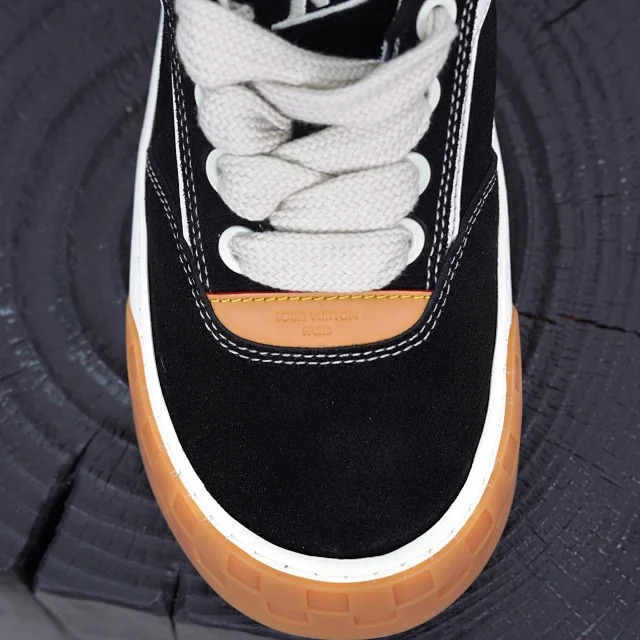 Item ID 9036 1V High end custom Tilted suede calf leather round toe lace up biscuit shoes low top board shoes