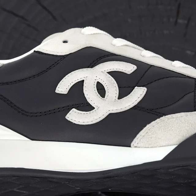 Item ID 9041 CHANE1 imported sheepskin 26S cowhide plush round headed panda low top German training shoes for women black white
