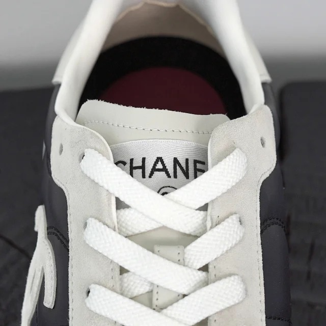 Item ID 9041 CHANE1 imported sheepskin 26S cowhide plush round headed panda low top German training shoes for women black white