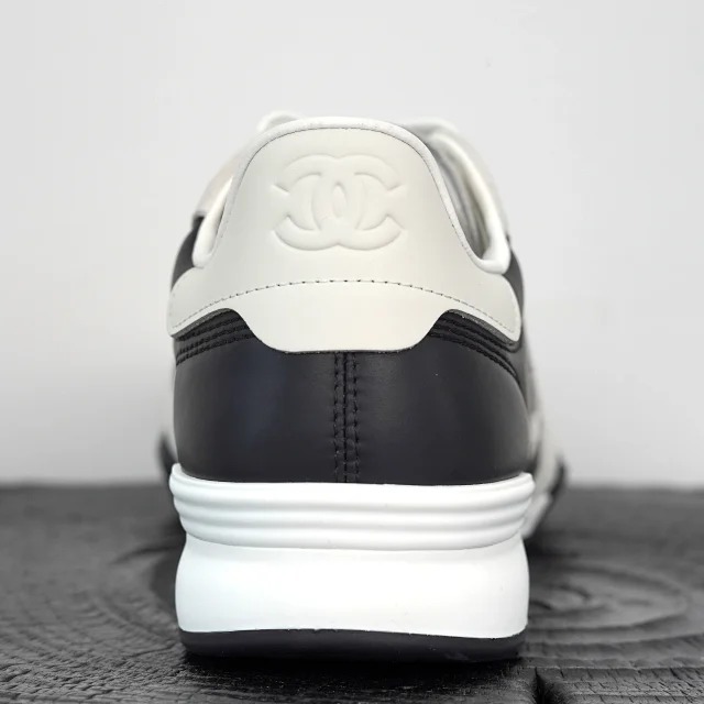 Item ID 9041 CHANE1 imported sheepskin 26S cowhide plush round headed panda low top German training shoes for women black white