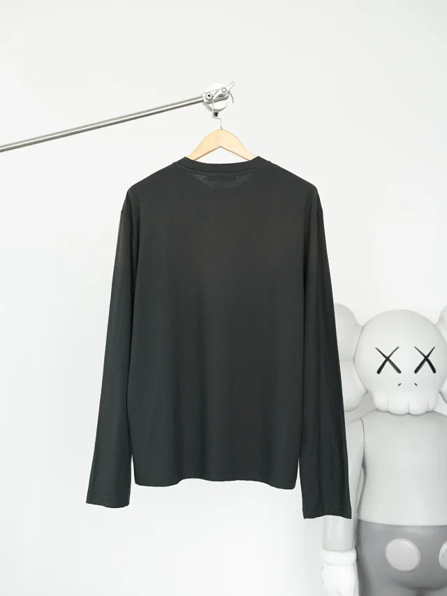 Acne Letter print round neck off shoulder long sleeved shirt
