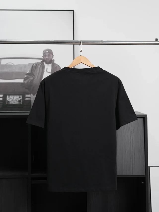 Loe Ceramic vase loose short sleeved