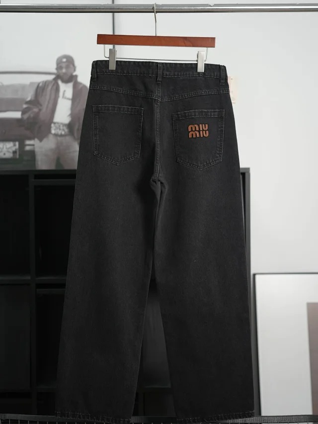 Item ID 9014 M1U solid color washed denim jeans with embroidered back pocket