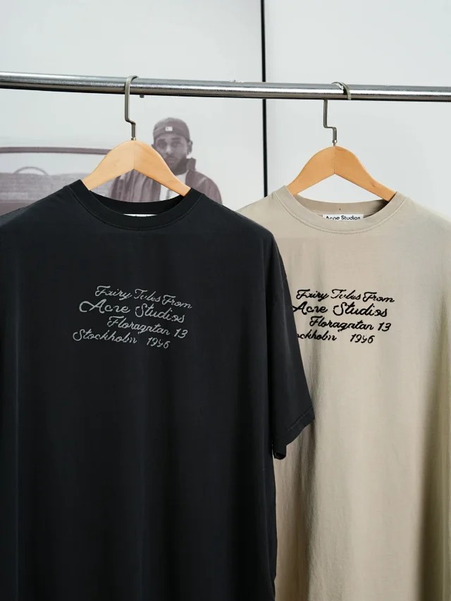 Item ID 9032 Acne 1996 flocking logo printed round neck loose short sleeved T-shirt in blackbeige