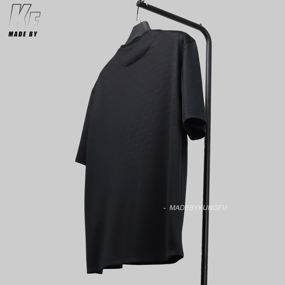 【KF badge】 pra triangle dark pattern tee