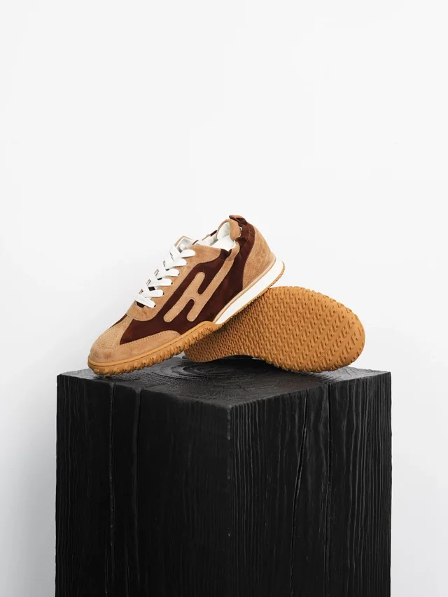 Item ID 9067 Hermes Sheepskin Vegetable Tanning Round Head Strap German Training Shoes Low Top Casual Shoes for Women