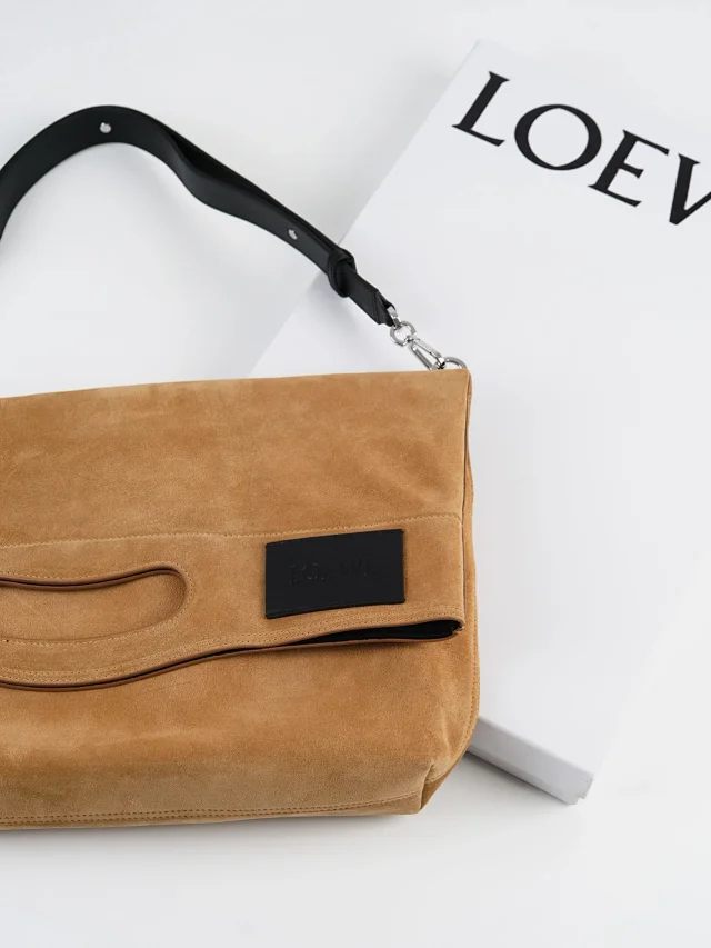 Item ID 9088 LOE Bob special structure hand-held hollowshoulder bag imported thick suede foldable design leather patch cowhide