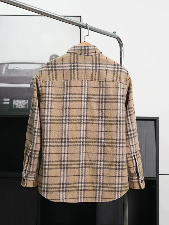 Item ID 9099 BBR Burberry checkered shirt, natural black ox horn, made of sheep wool, loose-fitting pointed-collar long-sleeved shirt jacket