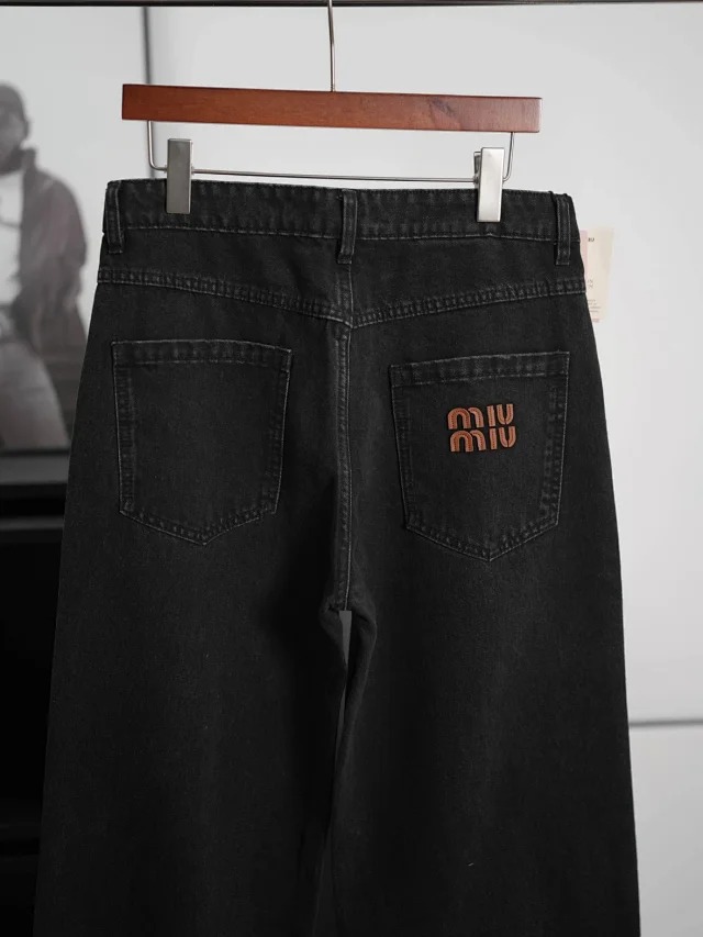 Item ID 9014 M1U solid color washed denim jeans with embroidered back pocket