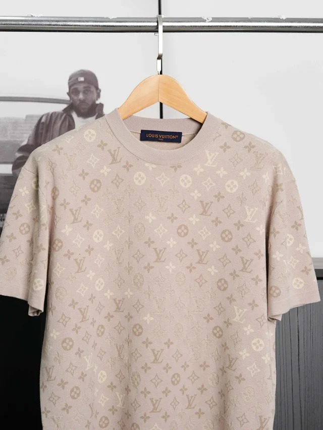 Item ID 9034 1V Early Spring Men's Series Full Print Old Flowers MONOGRAM Round Neck Shirt Jacquard Pattern Short Sleeve