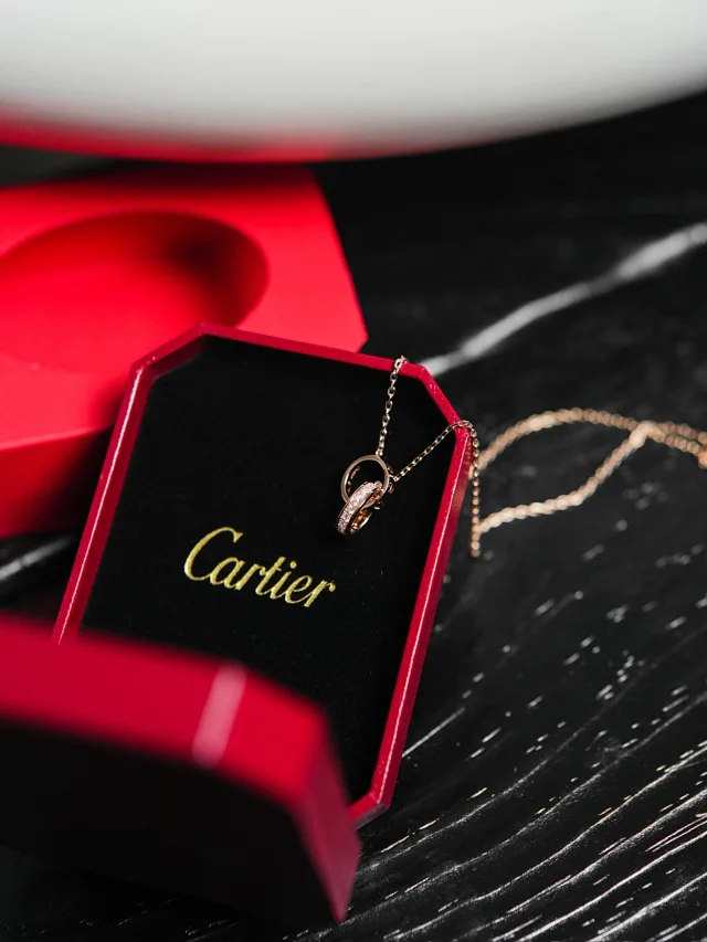 Item ID 9056 CARTNER 520 Series LOVE Classic Screw Half Lay Diamond Plated 18k Gold Gold Necklace Couple's Rose Gold
