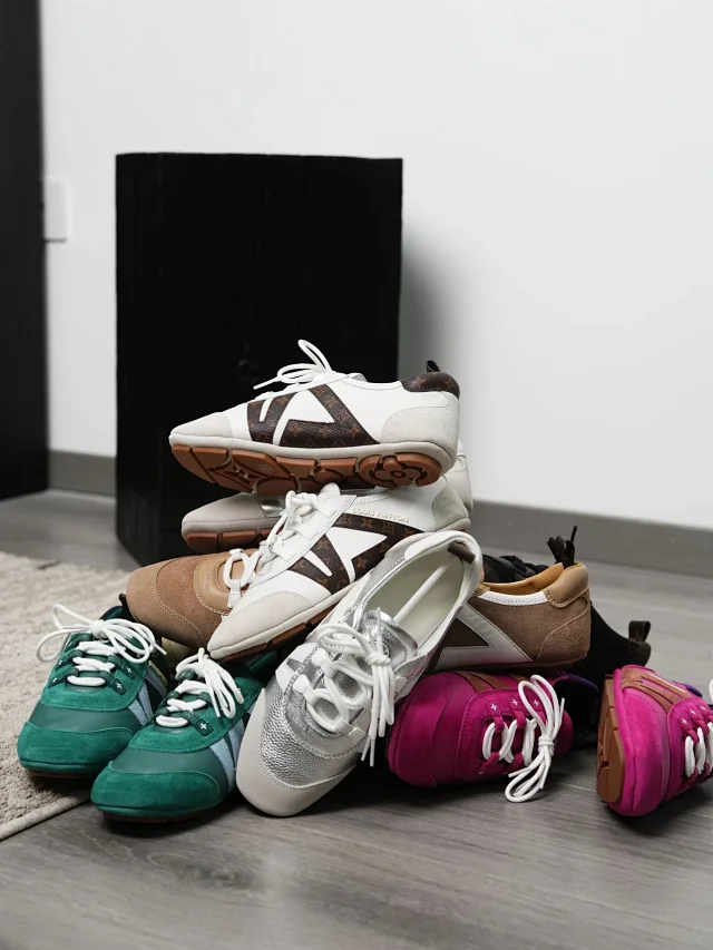 Item ID 9066 1V Seven color optional Sneakerina imported lambskin German training shoes, round toe lace up ballet style thin soled shoes, low cut casual shoes