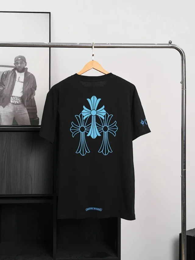 Item ID 9077 CH Multiple Printing Techniques Exclusive Printing Set 200g Lightweight and Breathable Cross Horseshoe T-shirt Unisex