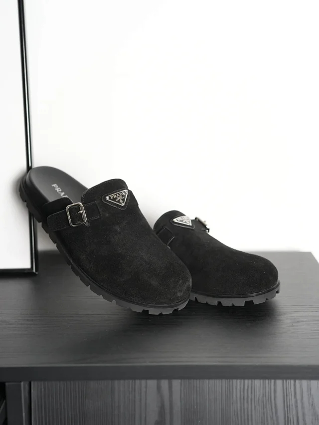 PRA Metal Triangle Brand Series Strap Muller Shoes Baotou Boken Shoes