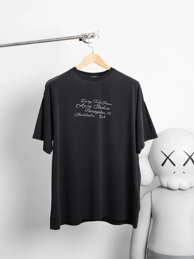 Item ID 9032 Acne 1996 flocking logo printed round neck loose short sleeved T-shirt in blackbeige