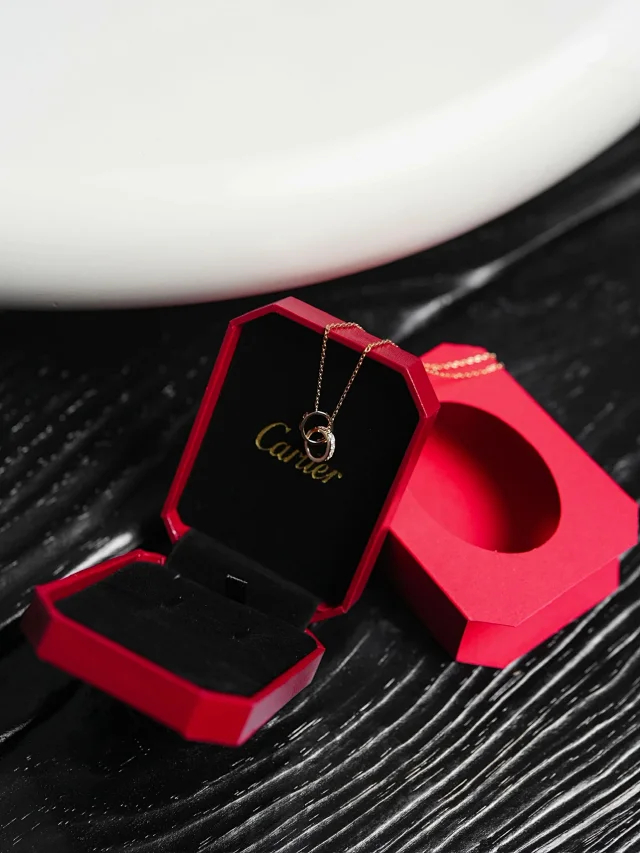 Item ID 9056 CARTNER 520 Series LOVE Classic Screw Half Lay Diamond Plated 18k Gold Gold Necklace Couple's Rose Gold