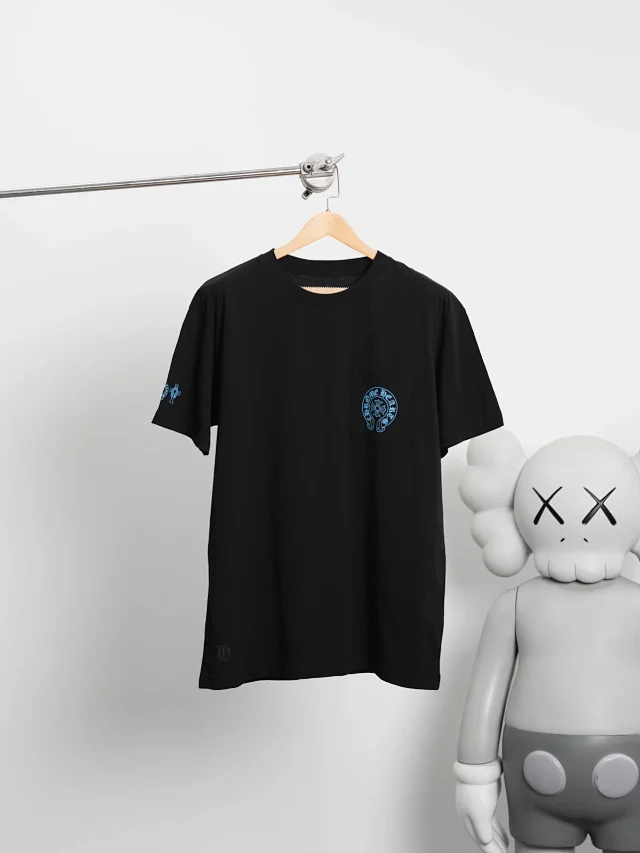Item ID 9077 CH Multiple Printing Techniques Exclusive Printing Set 200g Lightweight and Breathable Cross Horseshoe T-shirt Unisex