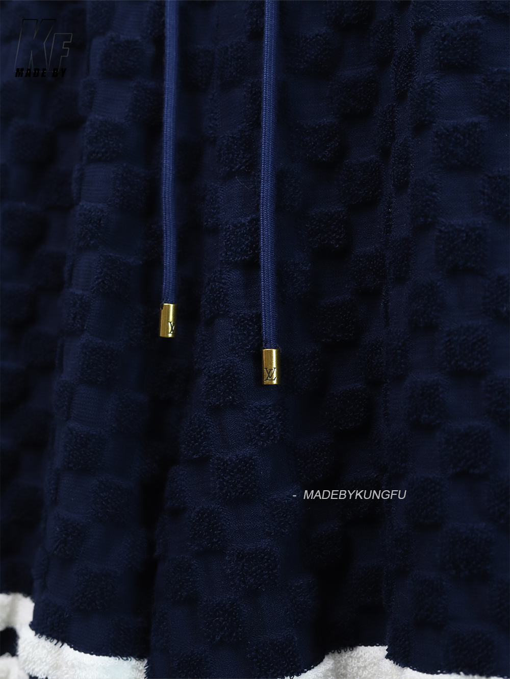 1V DAMIER terry tennis shorts