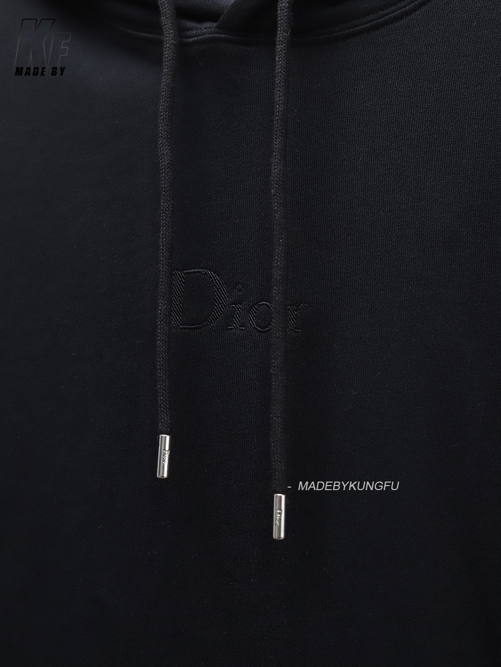 D1or 26FW Embroidered Sweater