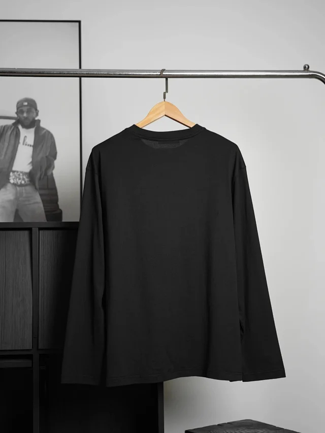 Item ID 9095 Acne SS26 60-thread-count double-ply combed cotton, mottled vintage screen print, classic round neck ribbed trim logo, long-sleeved T-shir