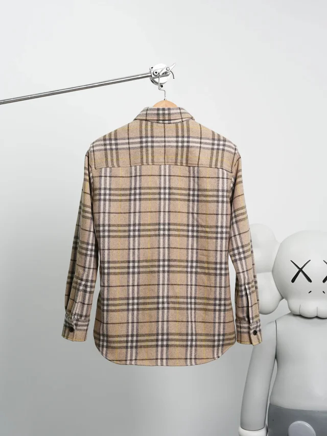 Item ID 9099 BBR Burberry checkered shirt, natural black ox horn, made of sheep wool, loose-fitting pointed-collar long-sleeved shirt jacket