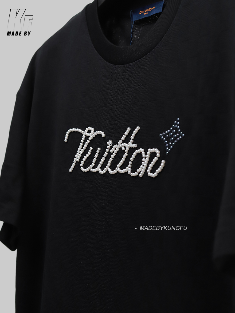 1V checkered jacquard jewelry tee