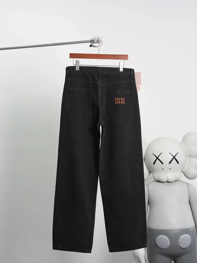 Item ID 9014 M1U solid color washed denim jeans with embroidered back pocket