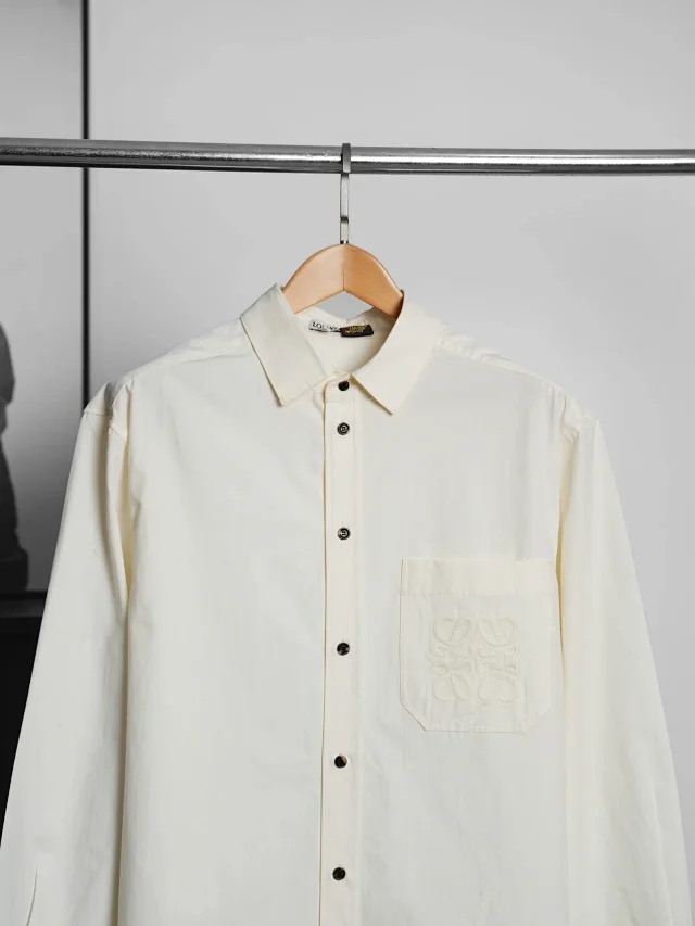 Item ID 9104 LOE SS26 80_Lysell + 20_Polyester Unique wood pulp fiber texture, lapel, button chest pocket, logo embroidery, long-sleeved shirt, loose version, men's style