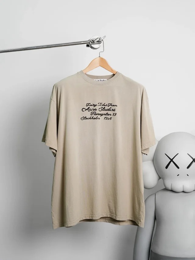 Item ID 9032 Acne 1996 flocking logo printed round neck loose short sleeved T-shirt in blackbeige