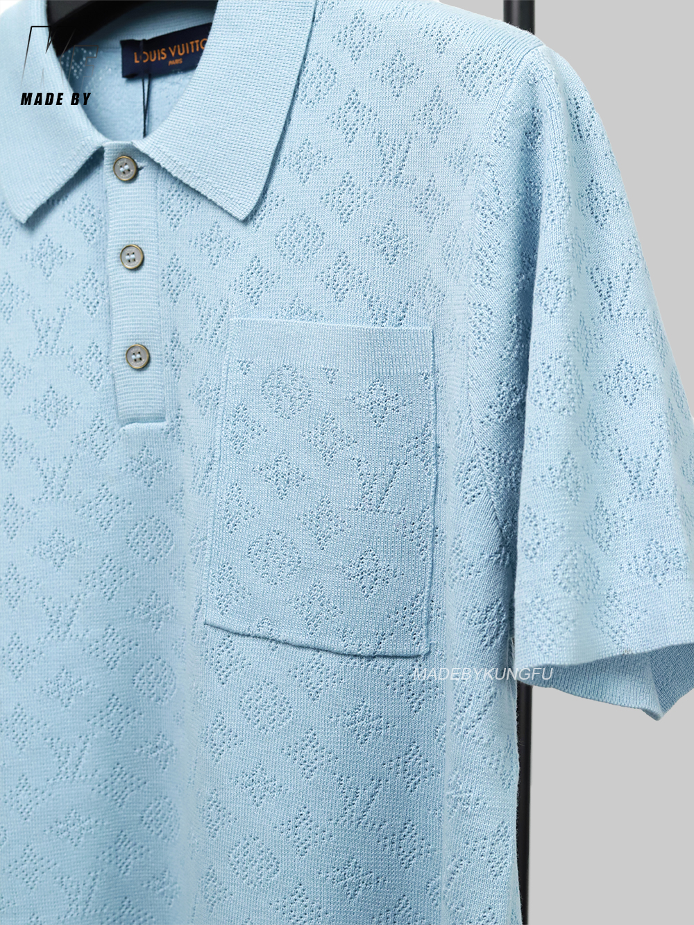 1V hollow-out pocket knitted polo