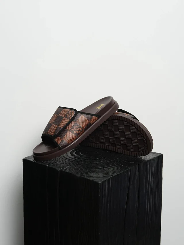 Item ID 9062 1V MD Polyurethane Foam Soft Bottom Pattern Jacquard Fabric Velcro Slippers Black Brown