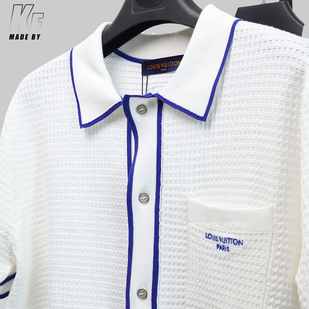 1V waffle knit shirt