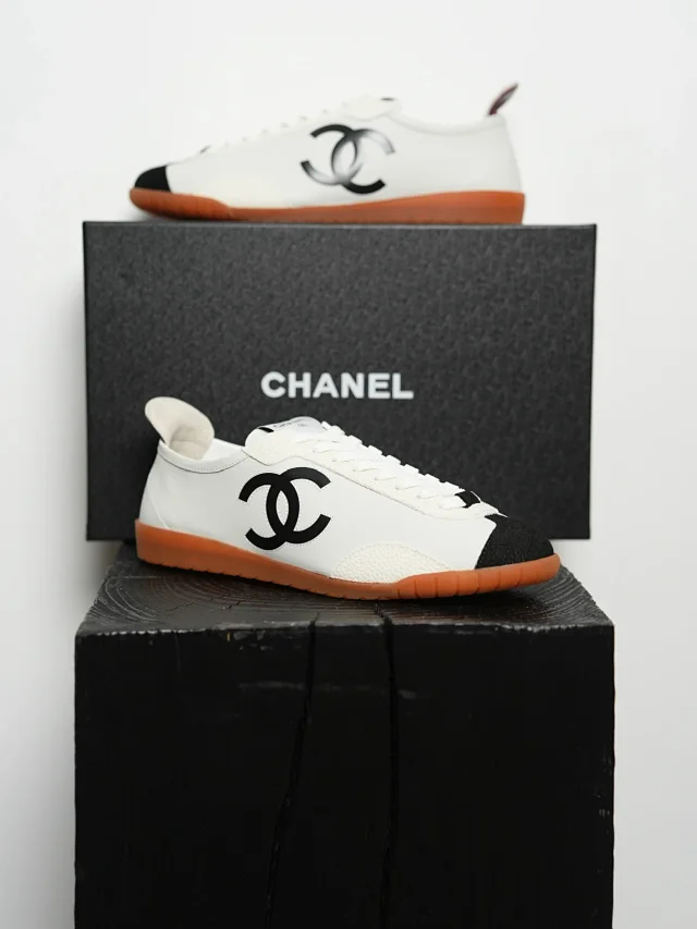 Item ID 9084 CHANE1 embossed calf leather suede effect round toe lace up low cut life and leisure training shoes 1cm
