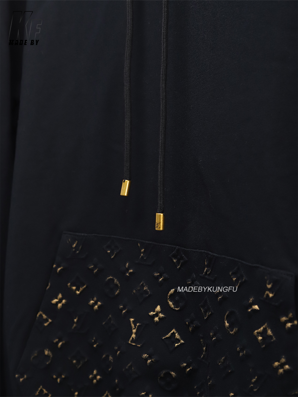 1V Embossed ink hoodie