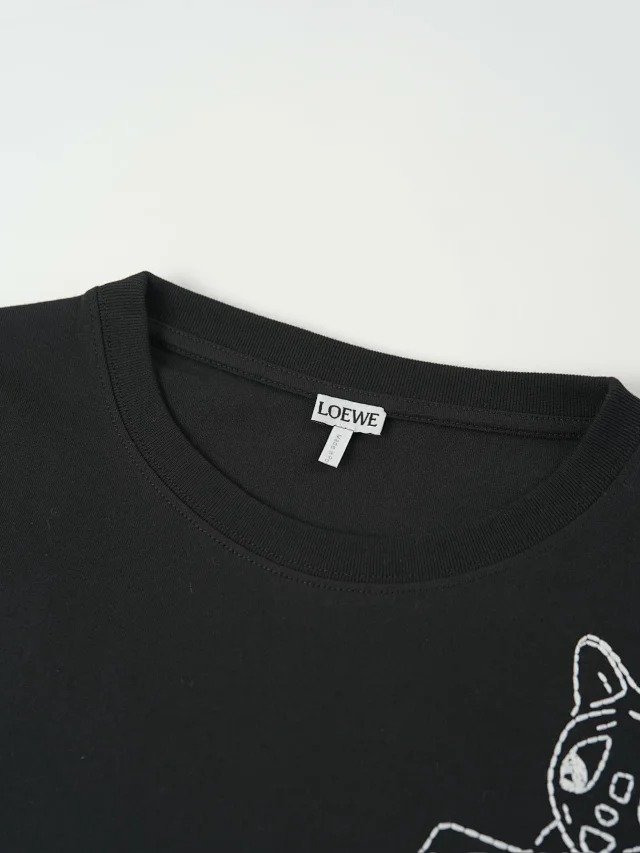 Loe Ceramic vase loose short sleeved