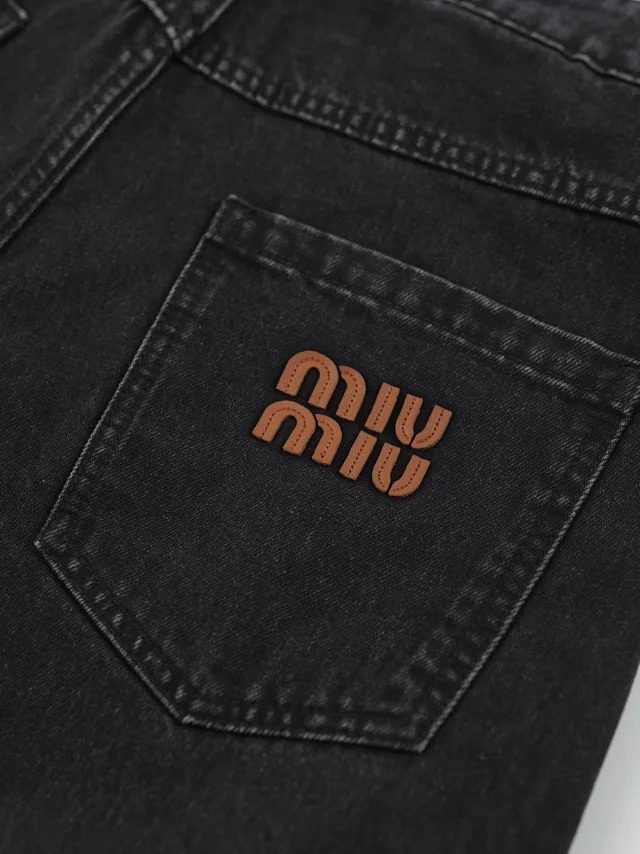 Item ID 9014 M1U solid color washed denim jeans with embroidered back pocket
