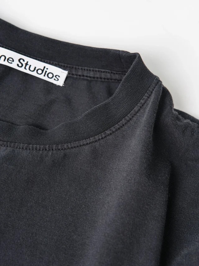 Item ID 9032 Acne 1996 flocking logo printed round neck loose short sleeved T-shirt in blackbeige