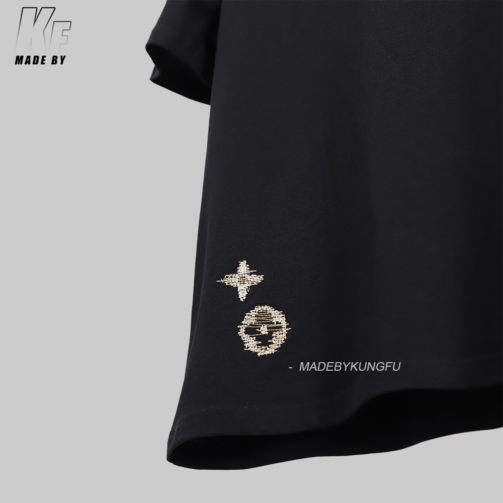 1V Fuzzy embroidery tee