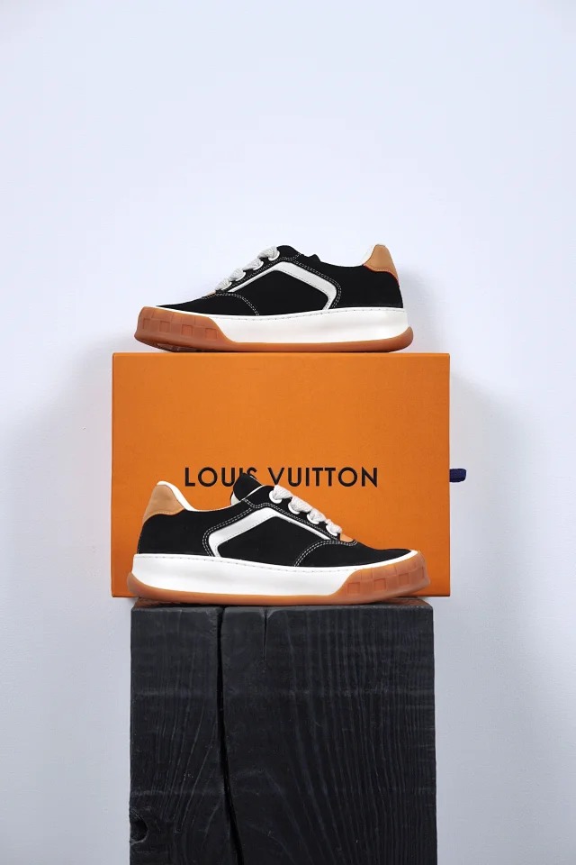 Item ID 9036 1V High end custom Tilted suede calf leather round toe lace up biscuit shoes low top board shoes