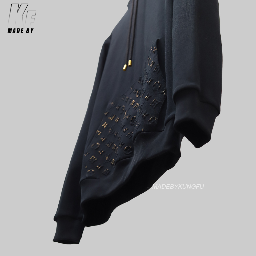1V Embossed ink hoodie
