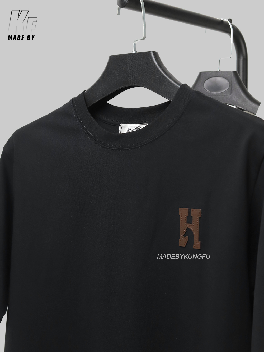 Herms leather label embroidered tee