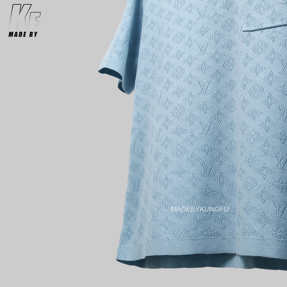 1V hollow-out pocket knitted polo