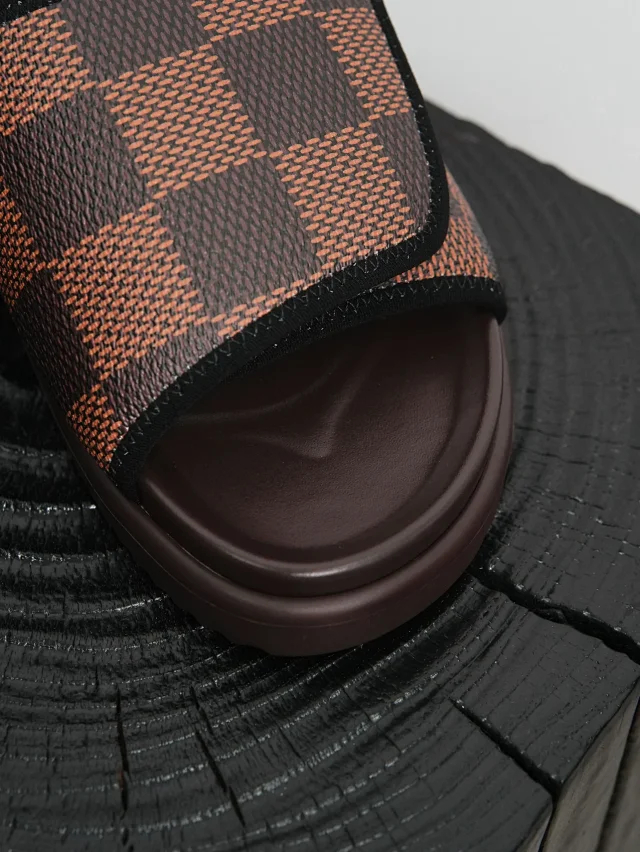 Item ID 9062 1V MD Polyurethane Foam Soft Bottom Pattern Jacquard Fabric Velcro Slippers Black Brown