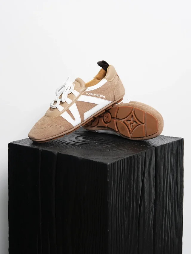Item ID 9066 1V Seven color optional Sneakerina imported lambskin German training shoes, round toe lace up ballet style thin soled shoes, low cut casual shoes