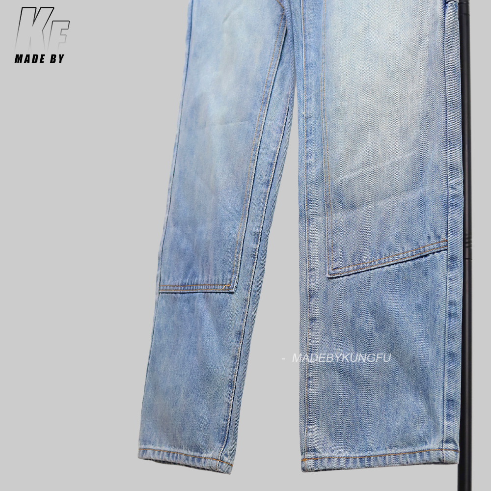 1V Leather Label Pocket Embroidered Jeans