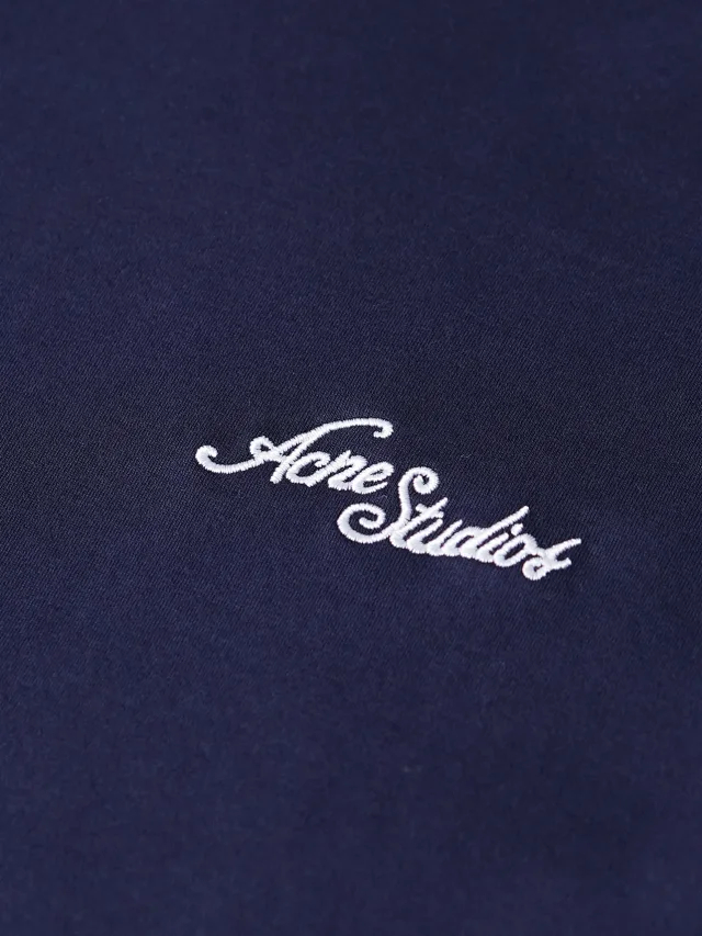 Item ID 9096 AcneS ultra-fine yarn 60-thread count double-ply combed cotton plain weave fabric  S26 embroidered logo long-sleeved T-shirt