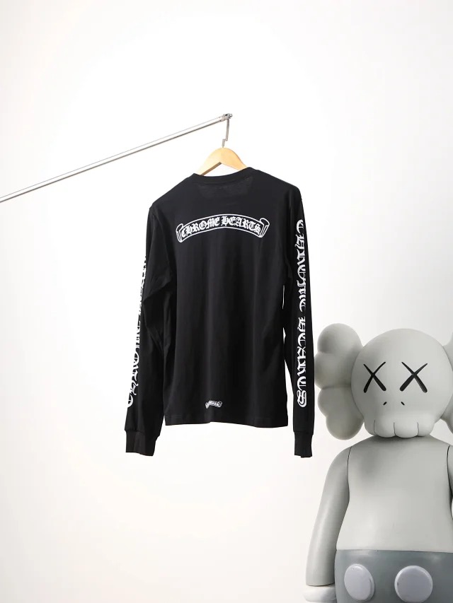 CH Letter print round neck pullover long sleeve