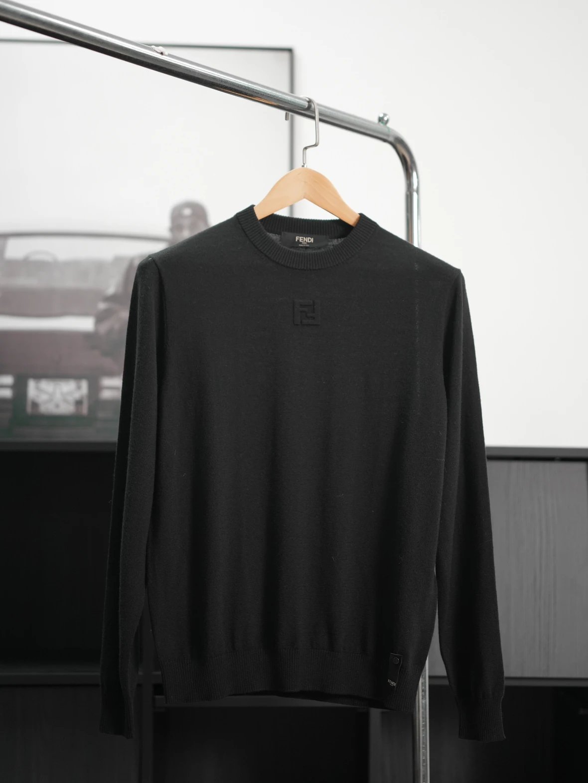 Item ID 8181 FEND1 Fendi FW24“100% Sheep wool ” relief logo solid logo detail long